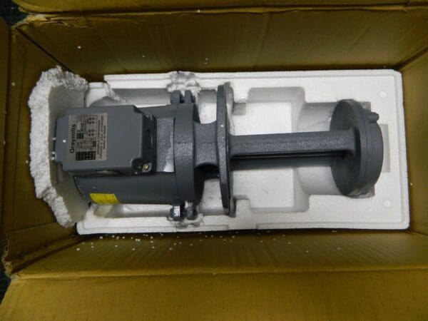 GRAYMILLS 3/1.5 Amp 115/230 Volt Immersion Machine Recirculating Pump IMV25-E