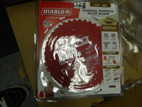 DIABLO 10″ Diam, 5/8″ Arbor Hole Diam, 40 Tooth Wet & Dry Cut Saw Blade D1040X