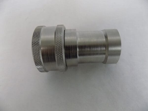 Parker Hannifin Snap-Tite Female Pipe Thread Coupler 3/4" 303 SS #S72C12-1