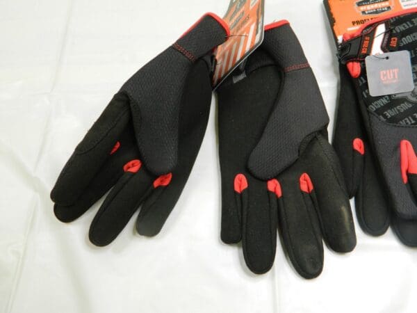 ERGODYNE Cut, Puncture & Abrasive Resistant Gloves Sz Medium 2 Pairs 812CR