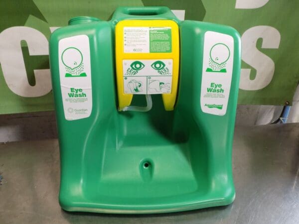 Pro-Safe Portable Gravity Flow Eyewash Station 16 Gallon 0.4 Gal/min. PSG1540