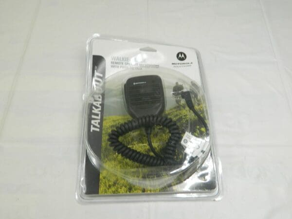 Motorola Two Way Radio Speaker Microphone (Black) One Size 53724