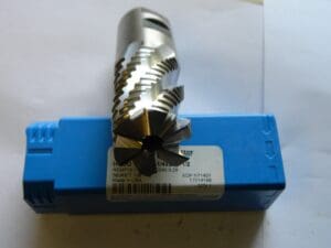 Niagara Square End Mill 1-1/4'' Dia 2'' LOC 1-1/4'' Shank Dia 4-1/2'' OAL 6 Fl