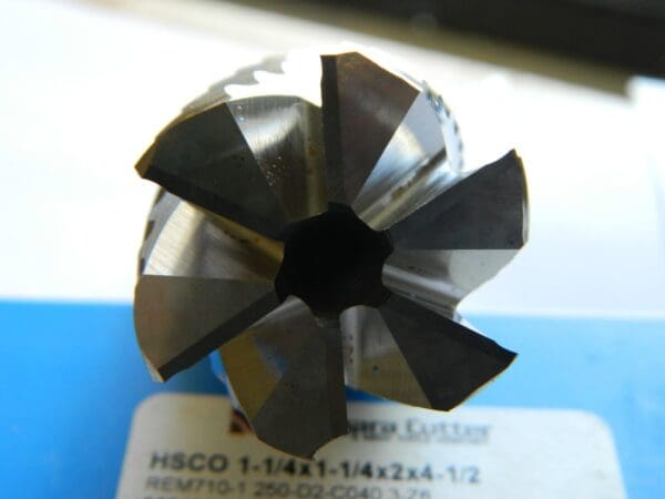 Niagara Square End Mill 1-1/4'' Dia 2'' LOC 1-1/4'' Shank Dia 4-1/2'' OAL 6 Fl