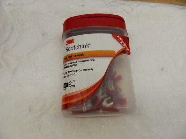 3M ForkTerminal 100pk Red Nylon #8 Stud Size 22 AWG – 18 AWG MNG18-8FLX