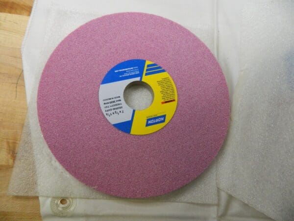 NORTON Surface Grinding Wheel 7″ Dia 46 Grit G Hardness 66252916210