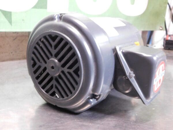 US Motors Three Phase Energy Efficient AC Motor 1/3hp 208 to 230 & 460V U13S2ACR