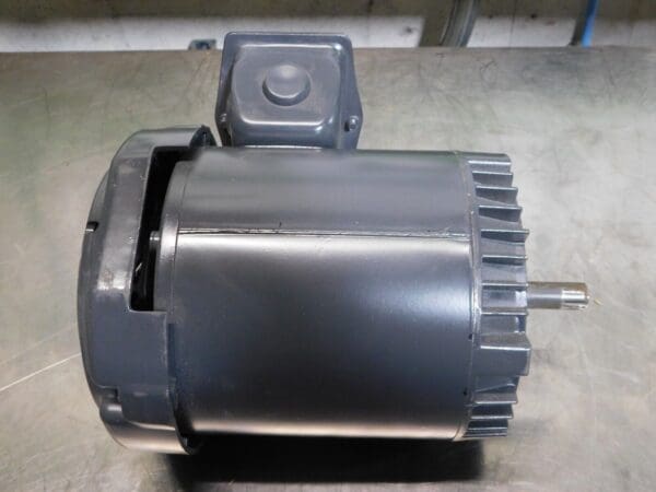 US Motors Three Phase Energy Efficient AC Motor 1/3hp 208 to 230 & 460V U13S2ACR