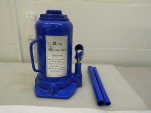 WorkSmart Side Pump Bottle Jack 20 Ton Load Cap. WS-MH-JACK1-110