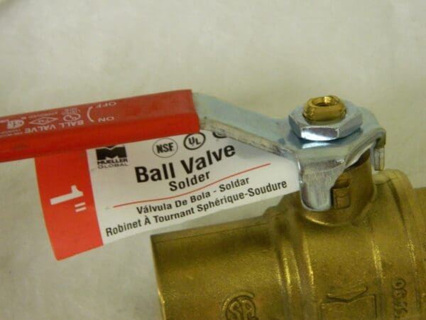 Mueller Global Brass Ball Valve In-Line One Way Flow 1" PTFE 600 psi 107-455HC