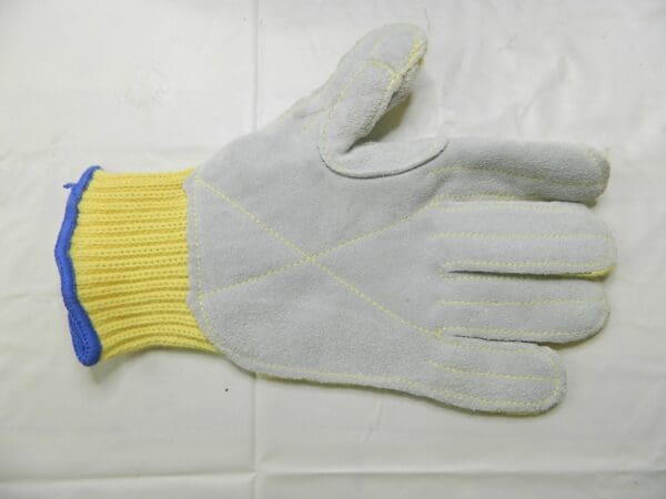 MCR SAFETY Cut Resistant Gloves, A3 Cut Level, Uncoated, Sz M Qty 12 Pairs 9686M