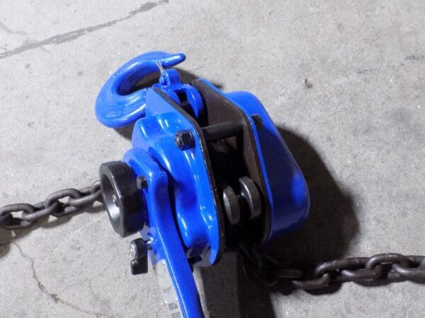 WorkSmart Manual Lever Chain Hoist 6000 Lbs Capacity 10 Ft Lift WS-MH-HOIST-007