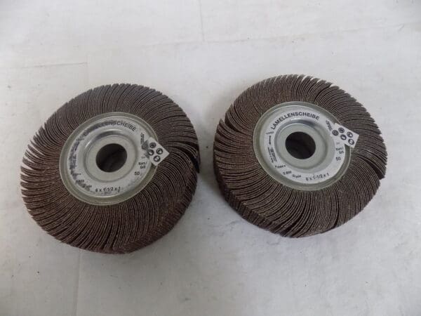 Lamellenscheibe Abrasive Flap Wheel 50 Grit 6" x 1-1/2" x 1" Lot of 2 324463