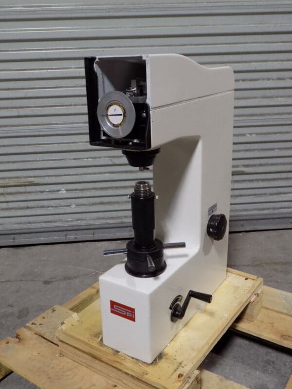 CV Benchtop Hardness Tester w/ Dial Gage Rockwell A B C F Scale 15-142-3 Damage