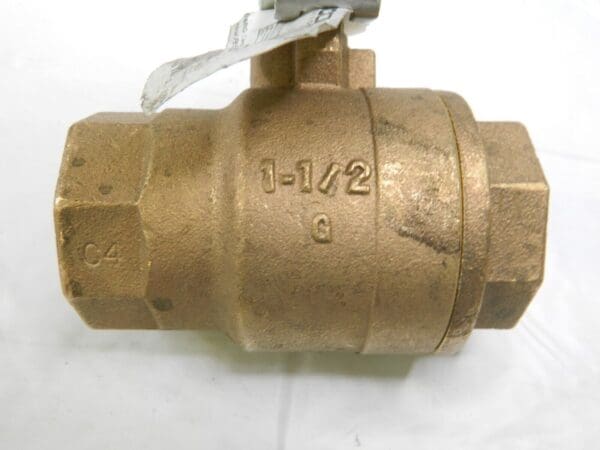 NIBCO Standard Manual Ball Valve: 1-1/2″ Pipe, Full Port FNPT x FNPT NL951LC