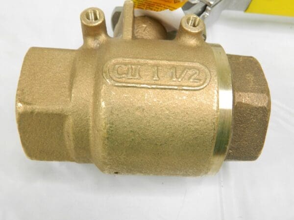 Apollo Manual Ball Valve: 1-1/2″ Pipe, Full Port, Bronze FNPT 7710746SV