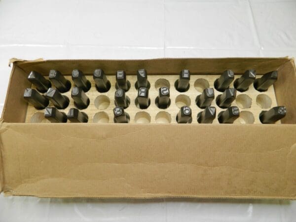 C.H. HANSON Heavy-Duty Stamp Set: 1/2″ Character, 25 pc INCOMPLETE 21631