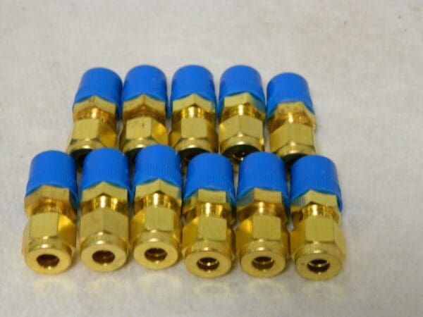 Ham-Let 1/4" OD Brass Male Connector Comp x MNPT Ends QTY 11 3102161