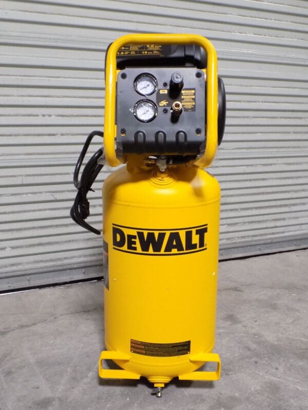 Dewalt Portable Electric Air Compressor 15 Gal. 225 PSI Max. 1.6 HP 120v D55168