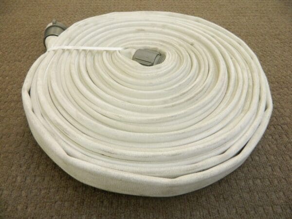 Single Jacket White Fire Hose 1-1/2" ID x 1-3/4" OD 150 PSI 100' L 3P15X100W15N