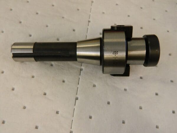 Shell Mill Holder: R8, Taper Shank 210-0404