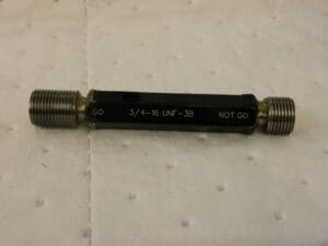 SPI Plug Thread Gage: 3/4-16 Thread, 3B Class, Double End, Go & No Go 34-420-0