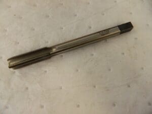 5/8"-18 4 Fl Small Shank Straight Flute Plug Extension Tap 44956