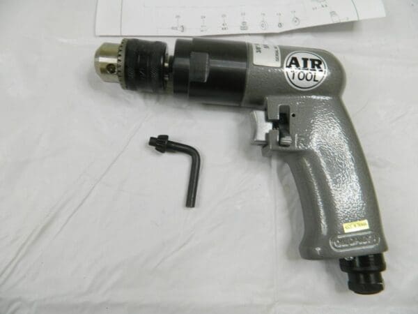 Air Tool Pneumatic Reversible Drill 3/8", 1800 RPM Keyed SM-725