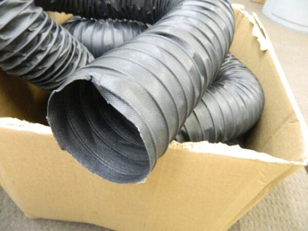 FLEXAUST Duct Hose: Neoprene, 3-1/2″ ID, 30 psi 25' Long, -40 to 250 ° F, Black