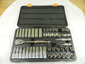 GEARWRENCH Deep Standard Socket Set: 47 Pc 7/16 to 1-1/8″ INCOMPLETE 80700D