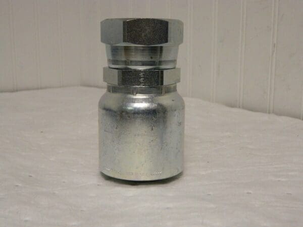 Parker Hydraulic Hose Fitting 1-7/8-12FML-1-1/2" 90º Qty 2 10671-24-24