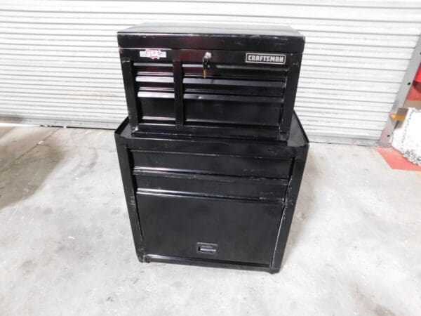 CRAFTSMAN Steel Tool Box: 26-1/2 CMST22653BK