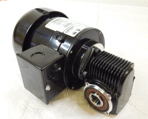 BISON GEAR 3-Phase Inverter Duty Gear Motor 230V 60Hz 027-756-4410 PARTS/REPAIR