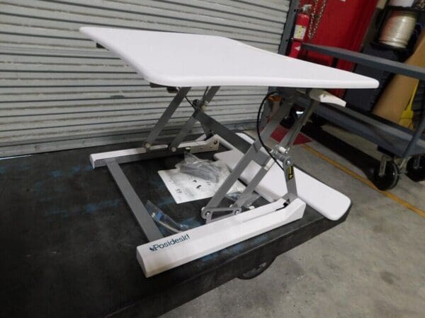 POSIDESK Sit-N-Stand Workstation POSI203SWHB