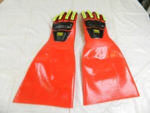 Ringer's Chemical Resistant Gloves 10 mil Thick, Polyvinylchloride 2XL 075-12