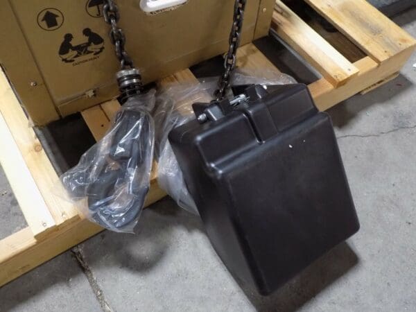 Pro Source Electric Chain Hoist 1 Ton Cap 15 Ft Lift 230/460v 3 Ph DEFECTIVE