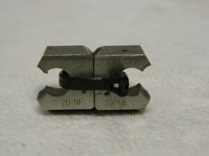 GTD Two Piece Adjustable Dies Thread Size 7/16-20 Collet # 1; 5 21087