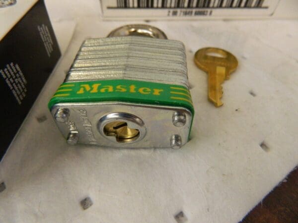 Master Lock LAMINATED STEEL SAFETY PADLOCKS qty 6 3KAGRN