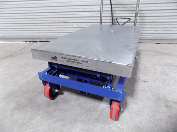 Vestil Hydraulic Pneumatic Lift Cart 800 lb Capacity 35 x 20 Platform AIR-800-D