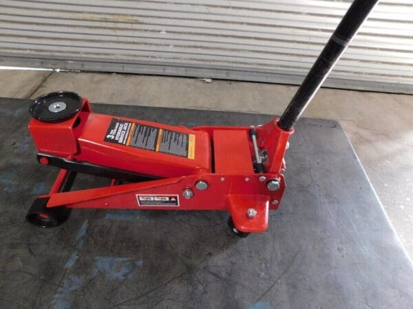 BIG RED Floor Jack 3 Ton Load Capacity INCOMPLETE ATZ830023R