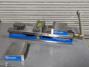 Kurt HDL6 High Density Double Station Vise 6" Jaw Width 4" Opening PARTS/REPAIR