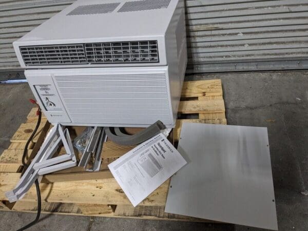 FRIEDRICH Window Air Conditioner w/Electric Heat: 20,000 BTU DAMAGED KEM18A34A