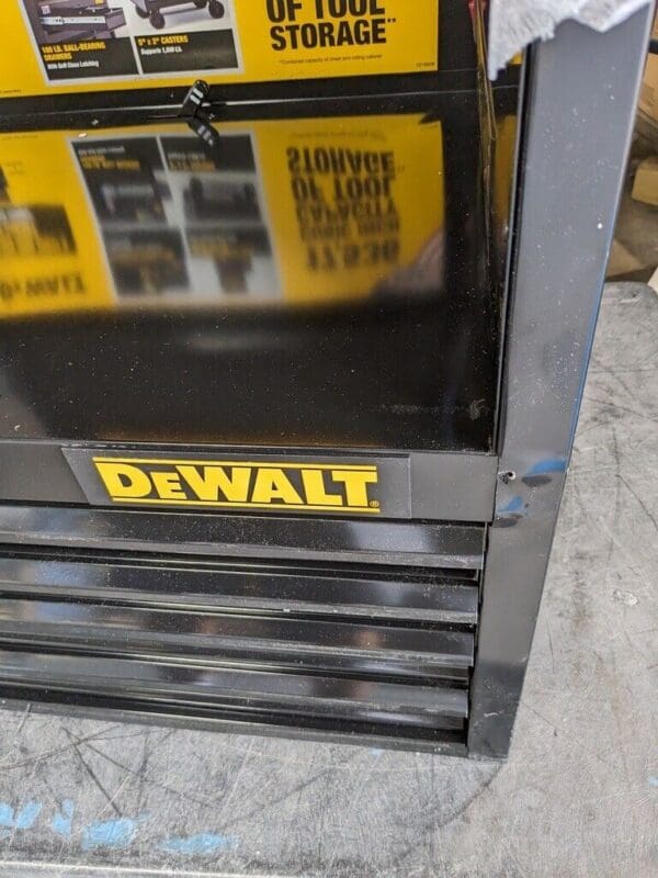 DeWALT Tool Chest: 4 Drawers 18" OAD 24-1/2" OAH 26" OAW DAMAGED DWST22644