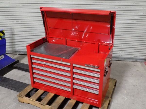 Pro Source Top Chest Tool Box 11 Drawer 41 x 18 x 26 Steel Red 1100 lb Capacity