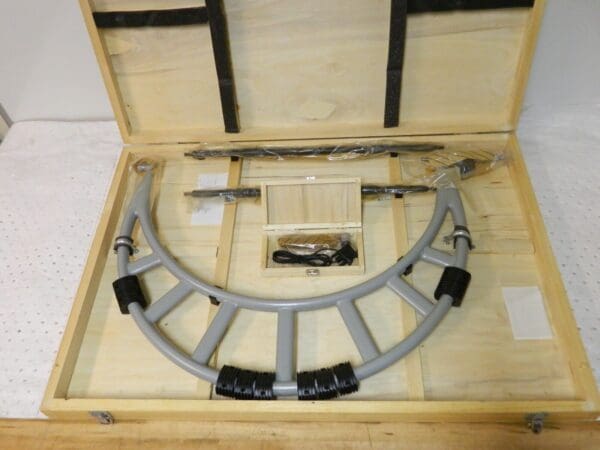 SPI Outside Micrometer Set w/ Interchangeable Anvil 20" - 24" Range 13-494-0