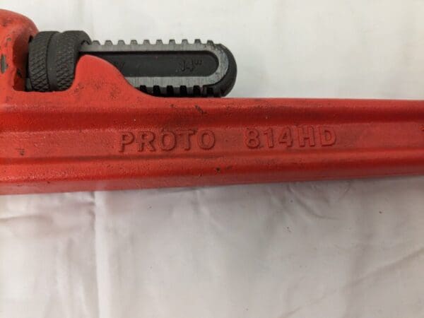 PROTO Straight Pipe Wrench: 14″ OAL, Steel J814HD