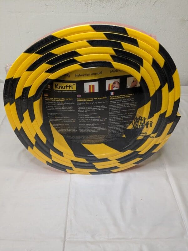 Knuffi Type F Flat Surface Protection Foam 16' roll - Black/Yellow 82-5397-5