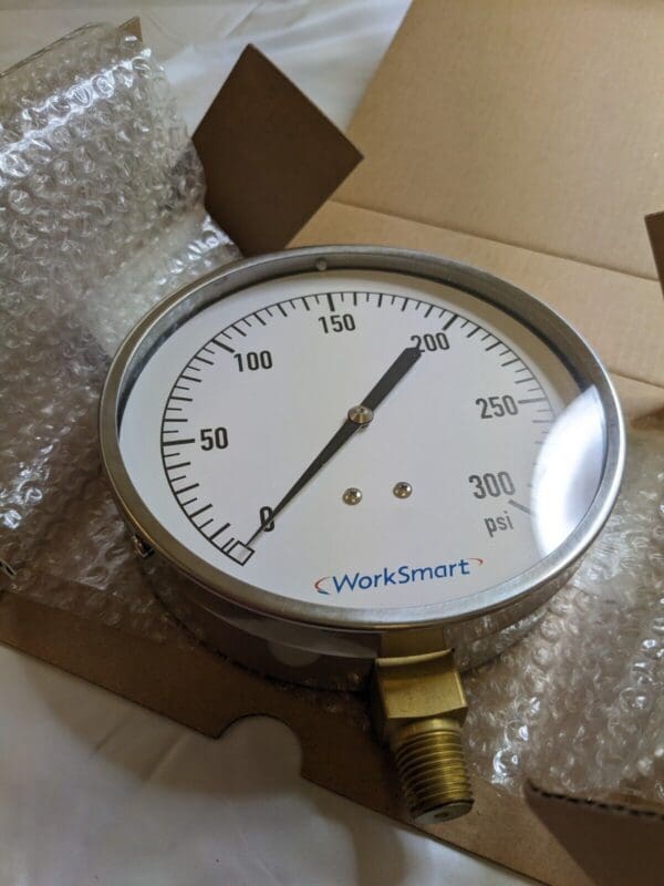 Pressure Gauge: 4-1/2″ Dial, 300 psi, 1/4″ Thread, NPT WS-PE-275