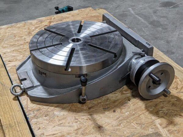 Phase II Horizontal / Vertical Rotary Table 16" Diameter 4MT 221-316 Damaged