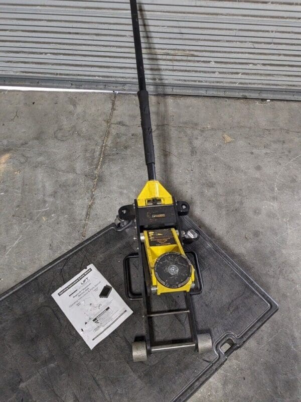 OMEGA Floor Jack: Aluminum 3 Ton Capacity Service 26030